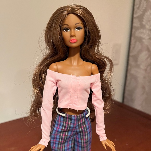 Fashion Model Doll - Picture 2 of 15